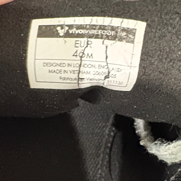 Vivo barefoot Black and Gray Men's Athletic Shoes - Picture 8 of 8